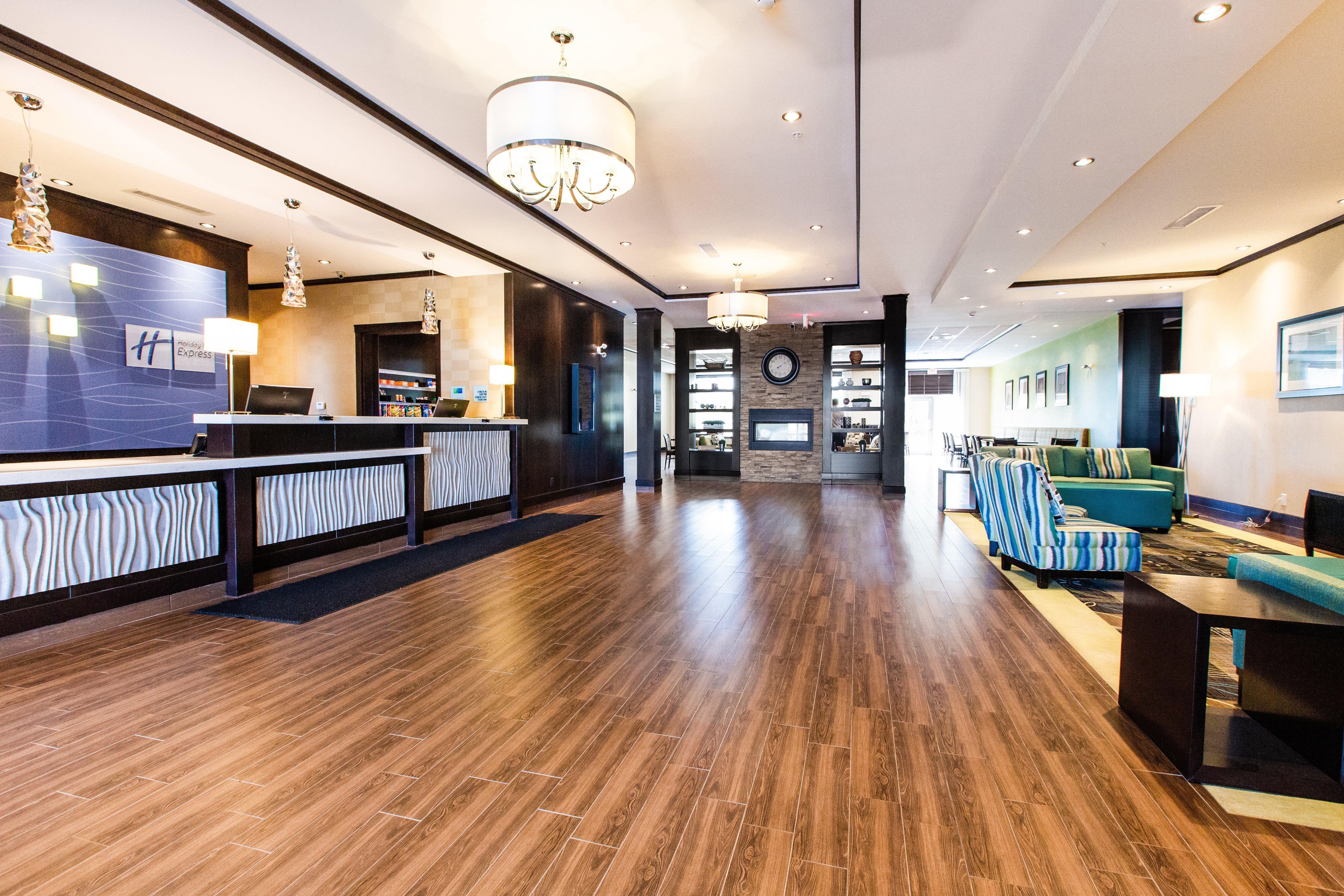 Holiday Inn Express & Suites Spruce Grove - Stony Plain By Ihg Zewnętrze zdjęcie
