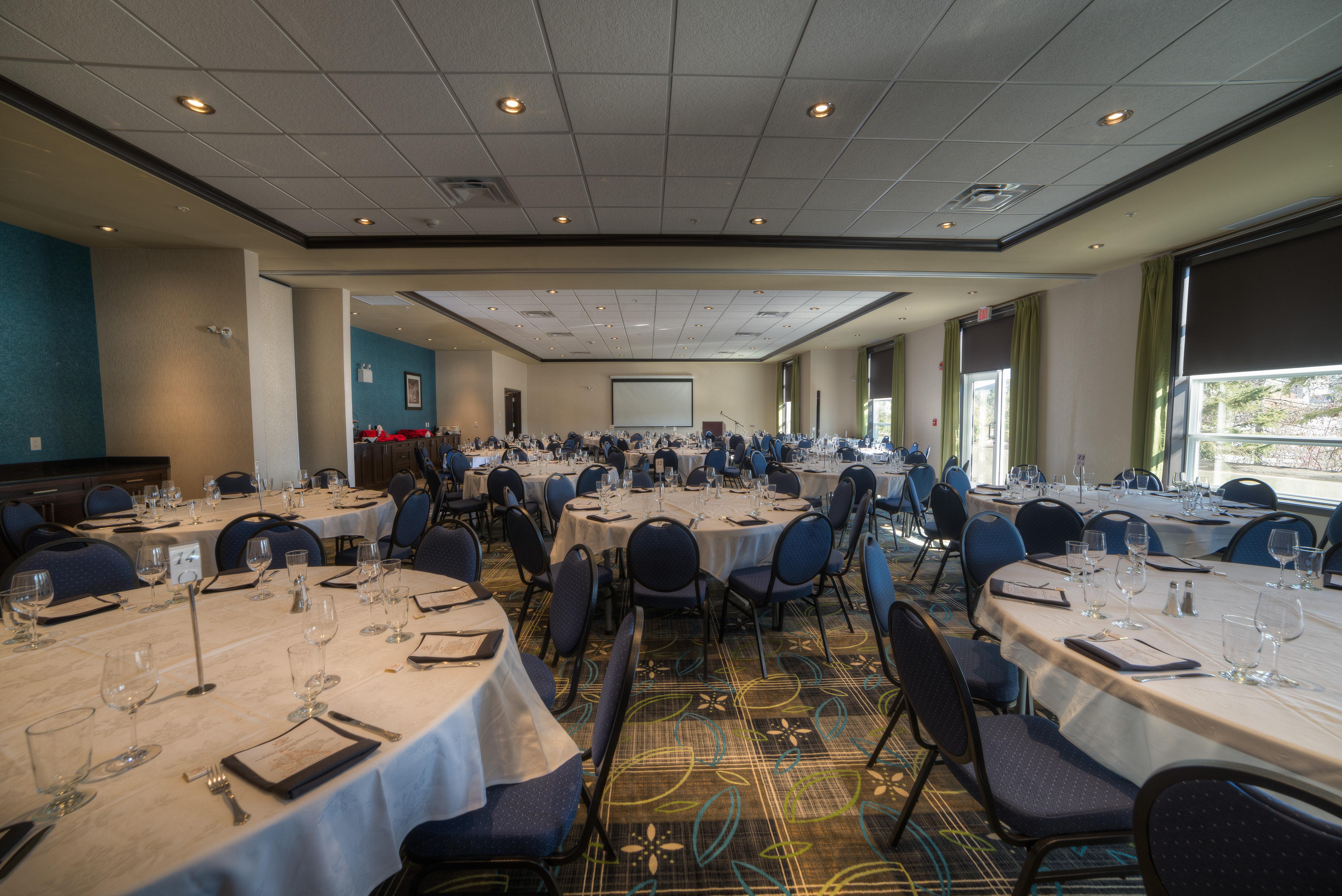 Holiday Inn Express & Suites Spruce Grove - Stony Plain By Ihg Zewnętrze zdjęcie