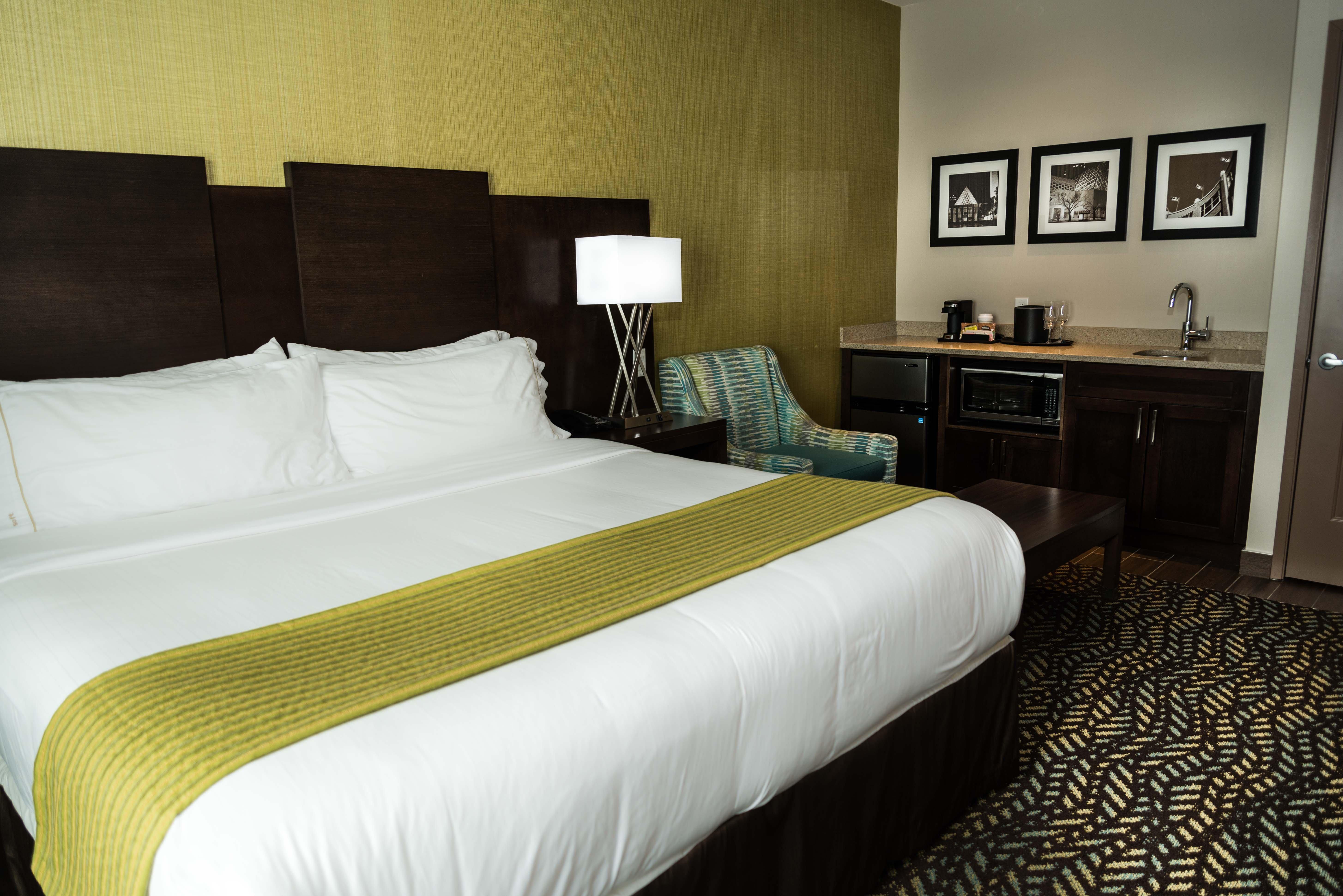 Holiday Inn Express & Suites Spruce Grove - Stony Plain By Ihg Zewnętrze zdjęcie