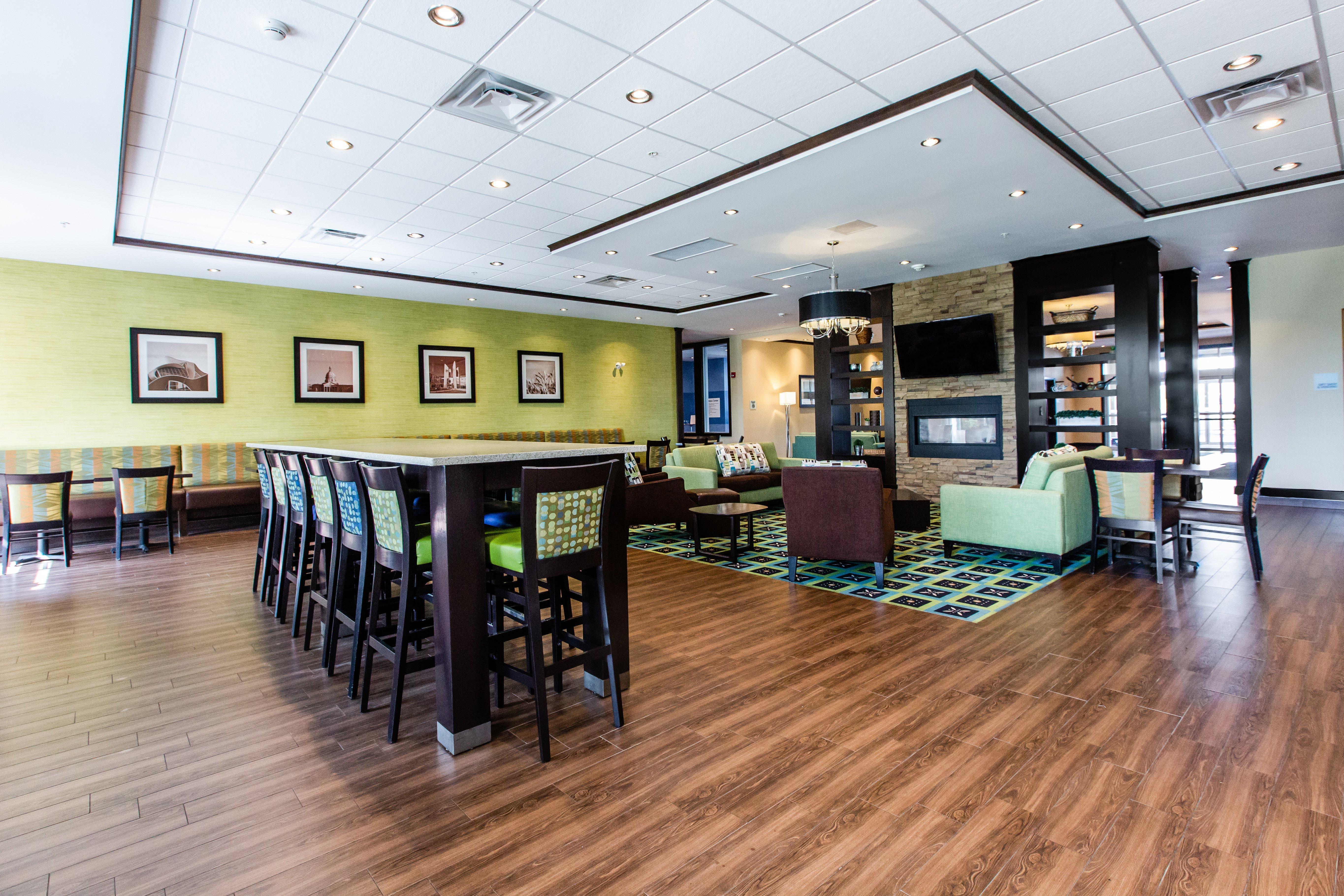 Holiday Inn Express & Suites Spruce Grove - Stony Plain By Ihg Zewnętrze zdjęcie